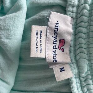 Vineyard vine blouse